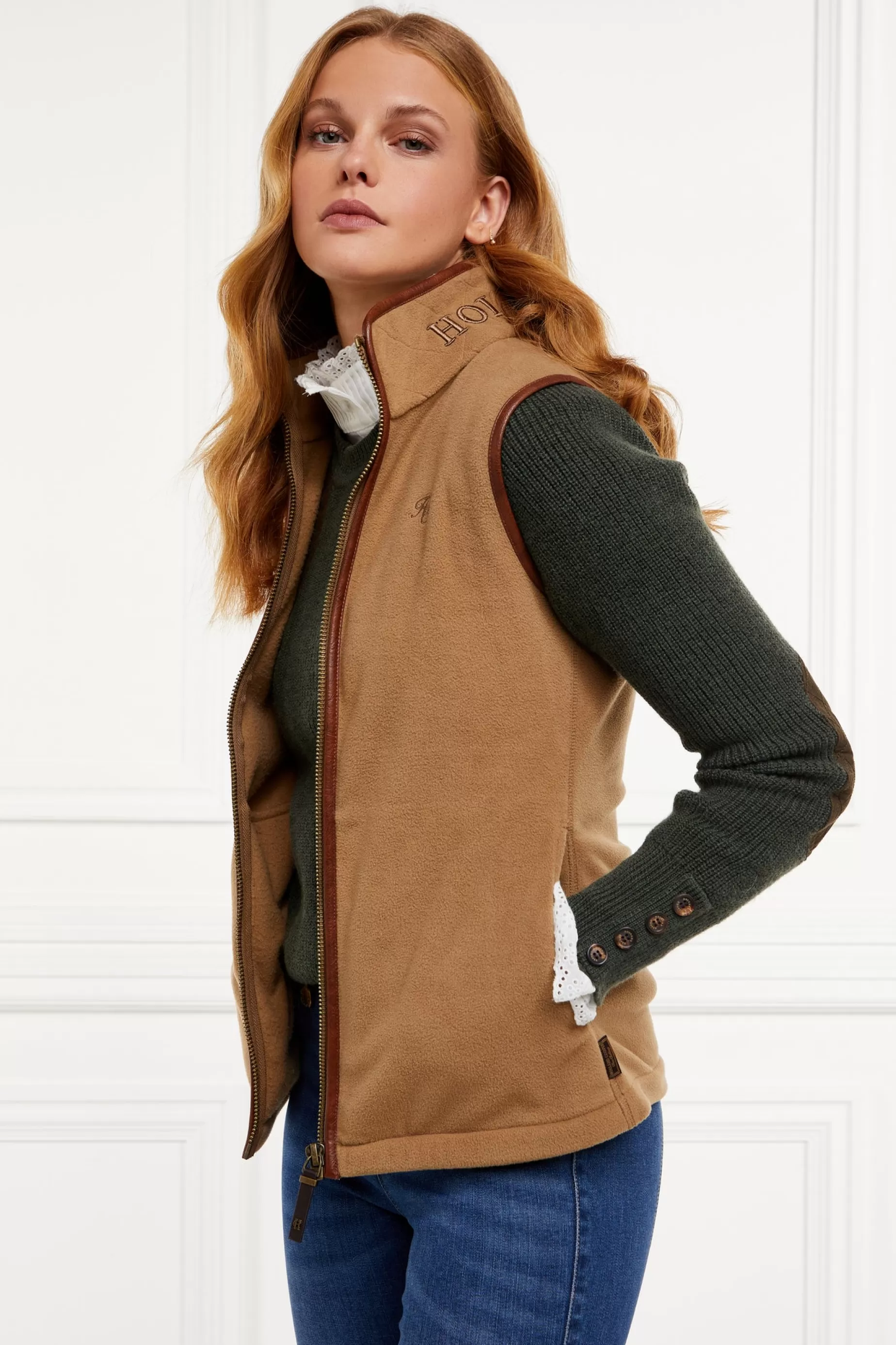 Holland Cooper Shop By Product | Fleeces>Country Fleece Gilet Coffee