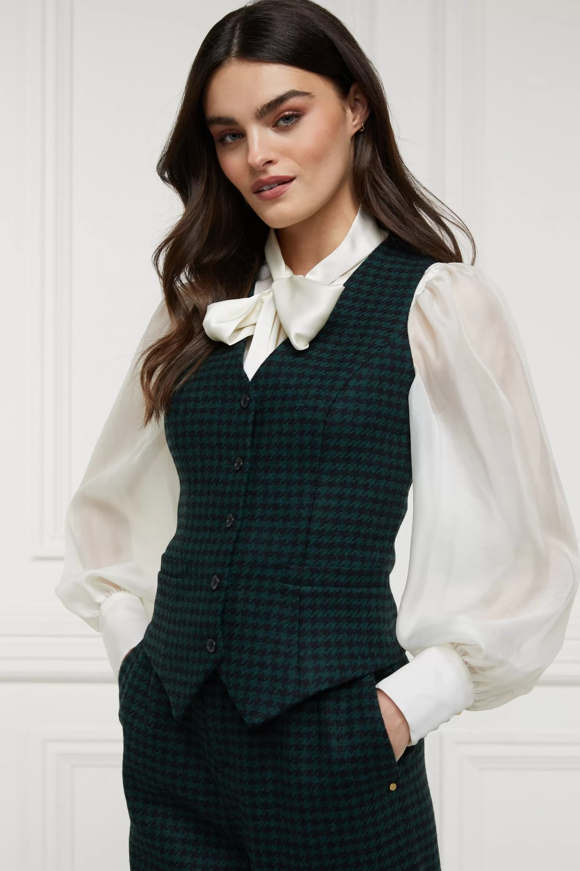 Holland Cooper Waistcoats | Shop By Product>Hampton Waistcoat Emerald Houndstooth